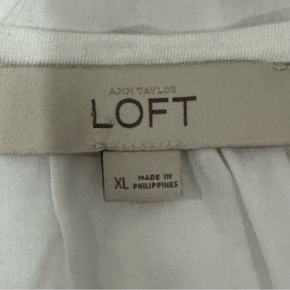 Loft Shirred Blouse White 3/4 Sleeve - Picture 5 of 7